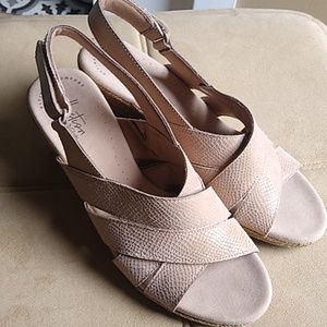 Clarks Collection Comfort snake skin Bone Color Peep Toe Wedge Sandals. 3” heel.